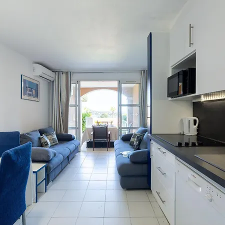 Διαμέρισμα Le Village - E1103 By Interhome Saint-Raphaël